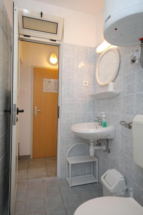 Double Room Mali Losinj 7953B Eksteriør bilde
